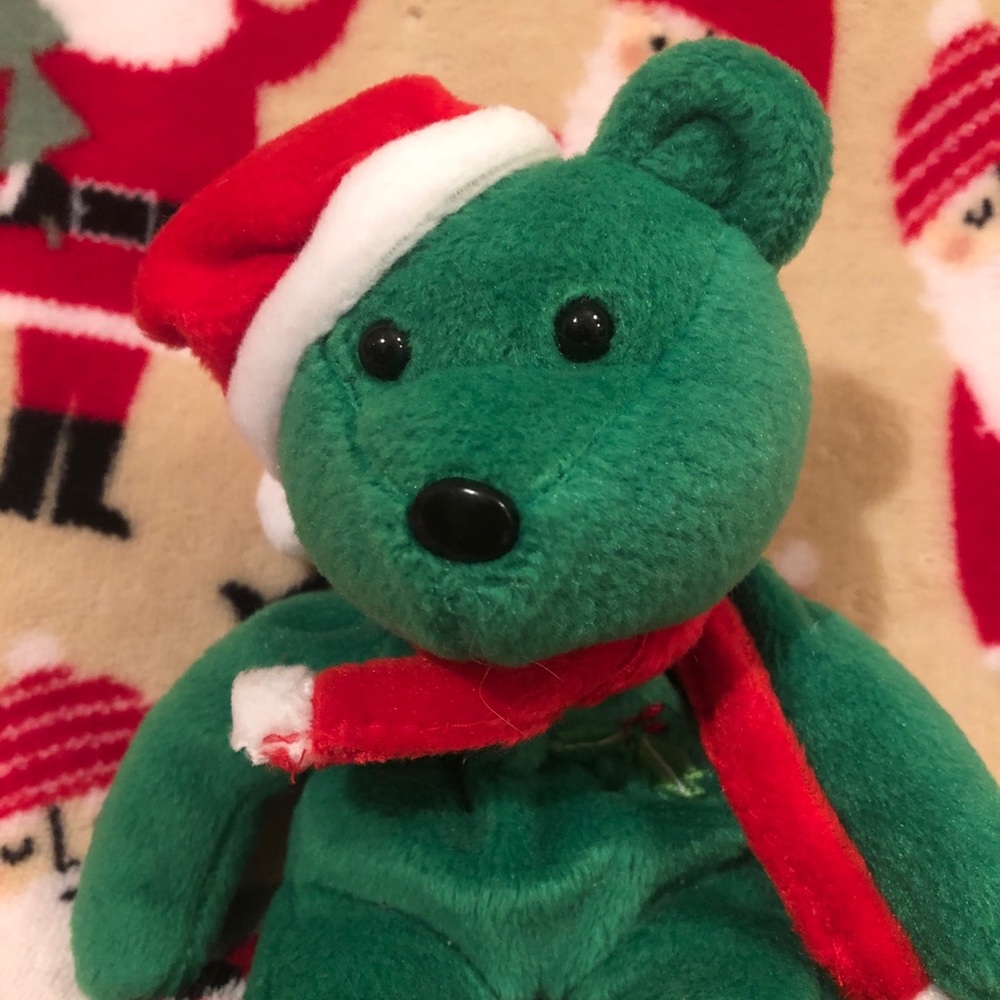 ❤️ Holiday Beanie Bear 💚